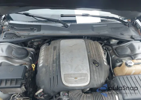 2006 Chrysler 300C из США, поврежденный, VIN 2C3KA63H06H225862